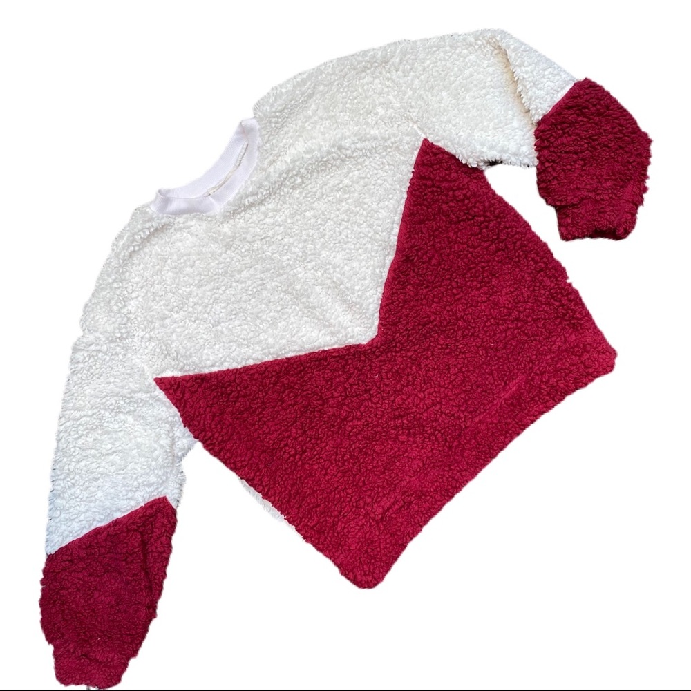 DRESS UP Super Soft White & Burgundy Faux Fleece Long Sleeve Crew Neck Sweater